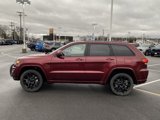 Used 2022 Jeep Grand Cherokee Laredo X image 2