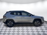 Used 2022 Jeep Compass Limited image 2