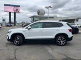 Certified 2024 Volkswagen Taos SE w/ Panoramic Sunroof Package image 2