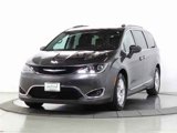 Used 2017 Chrysler Pacifica Touring-L Plus w/ Advanced Safetytec Group image 3