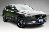 Used 2018 Volvo XC60 T5 Momentum w/ Vision Package image 3