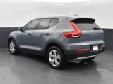 Used 2021 Volvo XC40 T5 Momentum image 5