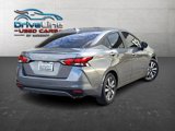 Used 2020 Nissan Versa SV image 4