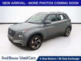Used 2023 Hyundai Venue SEL image 3