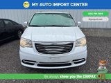 Used 2016 Chrysler Town & Country Touring image 2