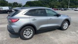 Used 2022 Ford Escape SE w/ Convenience Package image 2