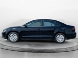 Used 2017 Volkswagen Jetta S image 2