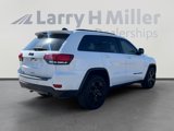 Used 2019 Jeep Grand Cherokee Laredo image 5
