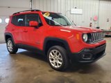 Used 2016 Jeep Renegade Latitude image 2