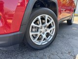Used 2023 Jeep Compass Latitude image 2