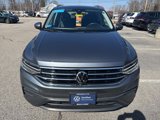 Certified 2022 Volkswagen Tiguan SE w/ Panoramic Sunroof Package image 3
