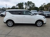 Used 2023 Kia Soul LX image 2