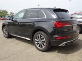 Used 2023 Audi Q5 2.0T Premium w/ Convenience Package image 3