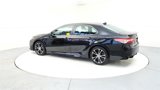 Certified 2019 Toyota Camry SE image 4