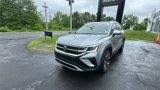 Used 2022 Volkswagen Taos SEL w/ Panoramic Sunroof Package image 2