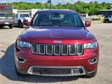 Used 2018 Jeep Grand Cherokee Laredo image 2