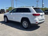 Used 2022 Jeep Grand Cherokee Laredo E image 5