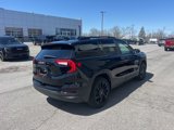 Used 2024 GMC Terrain SLE w/ Driver Convenience Package image 3