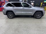 Used 2017 Jeep Grand Cherokee Limited image 6