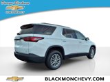 Used 2023 Chevrolet Traverse LT image 3