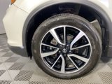 Used 2017 Nissan Rogue SL image 5