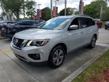 Used 2019 Nissan Pathfinder SL image 3