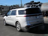 Used 2022 Kia Carnival LX image 3