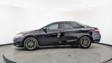 Used 2017 Toyota Camry SE image 3