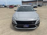 Used 2023 Hyundai Kona SE image 2