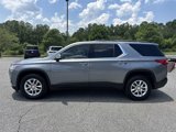 Used 2020 Chevrolet Traverse LT image 2