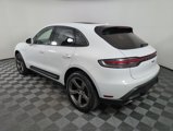 Certified 2022 Porsche Macan image 3