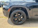Used 2023 Jeep Grand Cherokee L Laredo image 5