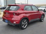 Certified 2022 Hyundai Venue Limited image 4