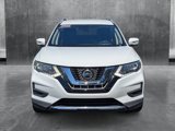 Used 2019 Nissan Rogue SV image 2
