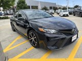 Used 2019 Toyota Camry SE image 3