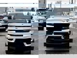 Used 2024 Jeep Grand Cherokee Altitude image 3