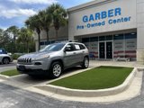 Used 2016 Jeep Cherokee Sport image 3