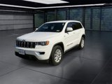 Used 2021 Jeep Grand Cherokee Laredo image 4