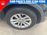Used 2017 Ford Explorer XLT w/ Equipment Group 202A image 4