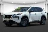 Used 2023 Nissan Rogue S image 2