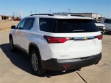 Used 2023 Chevrolet Traverse LT image 3