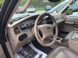 Used 2005 Ford Explorer Sport Trac XLT image 5