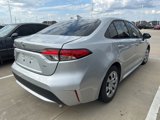 Used 2022 Toyota Corolla LE image 5