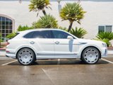 Used 2023 Bentley Bentayga Plug-In Hybrid image 5