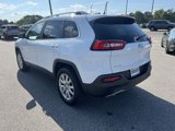Used 2016 Jeep Cherokee Limited image 5