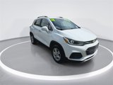 Used 2018 Chevrolet Trax LT w/ LT Convenience Package image 2