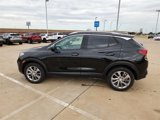 Used 2023 Buick Encore GX Essence w/ Experience Buick Package image 2