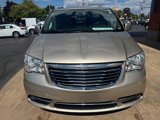 Used 2015 Chrysler Town & Country Touring w/ Driver Convenience Group image 3