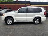 Used 2005 Lexus GX 470 image 2