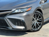 Certified 2022 Toyota Camry SE image 4